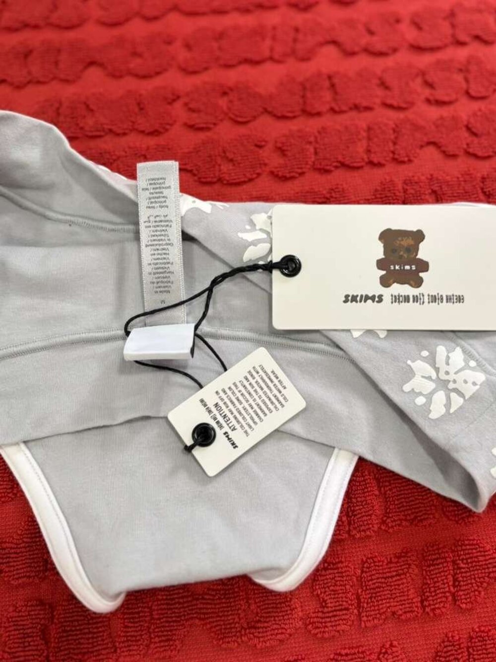 SOLD OUT CPFM x SKIMS Micro Boyshort | Unwrap Me Multi | L | - Picture 4 of 6